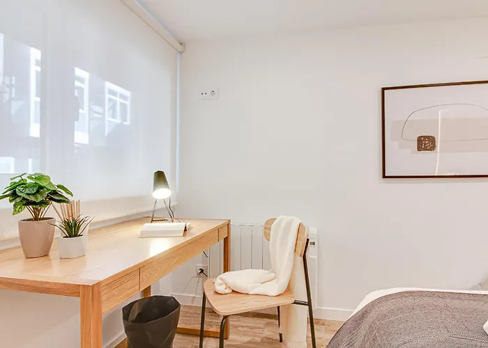 Diseno A Coruna Con Garaje Gratis By Theblueapartments Com